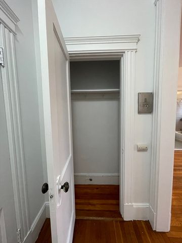 11 Tetlow St 54, Boston, MA 02115