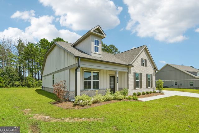 228 Flat Shoal Drive, Bonaire, GA 31005