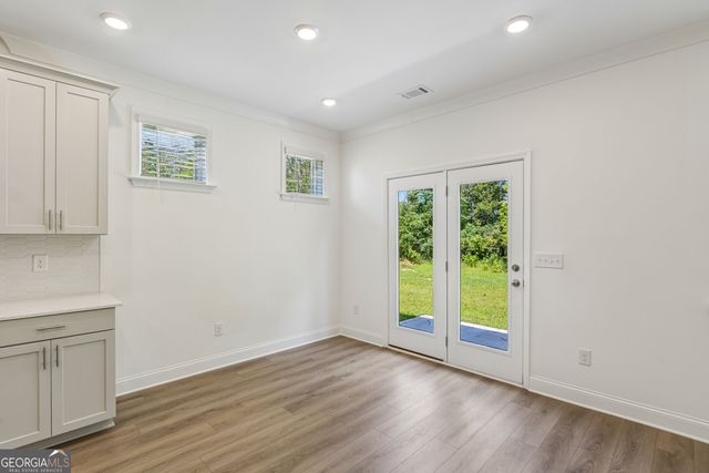 228 Flat Shoal Drive, Bonaire, GA 31005