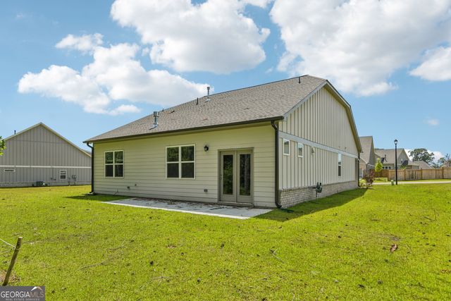 228 Flat Shoal Drive, Bonaire, GA 31005