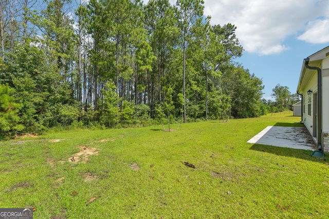 228 Flat Shoal Drive, Bonaire, GA 31005