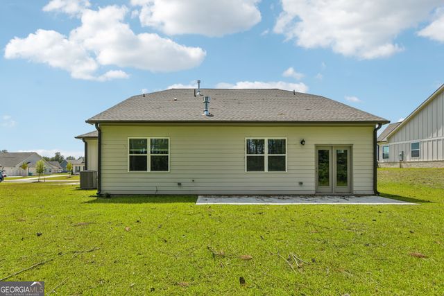 228 Flat Shoal Drive, Bonaire, GA 31005