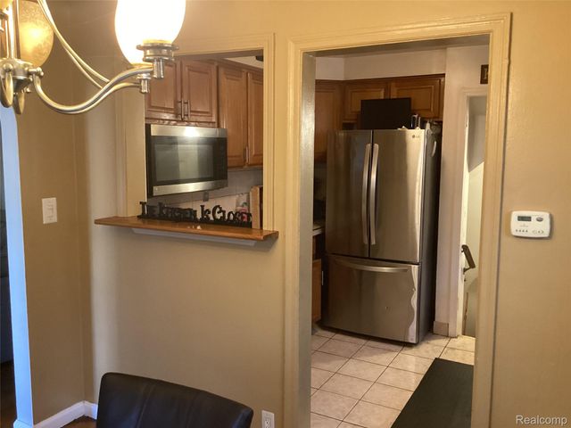 17563 S Mansfield Street, Detroit, MI 48235
