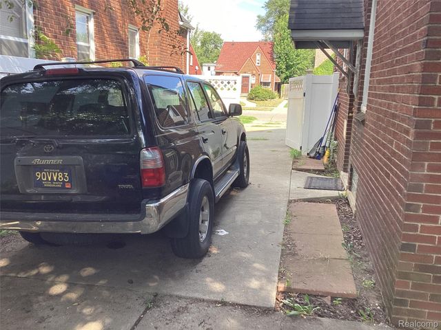 17563 S Mansfield Street, Detroit, MI 48235