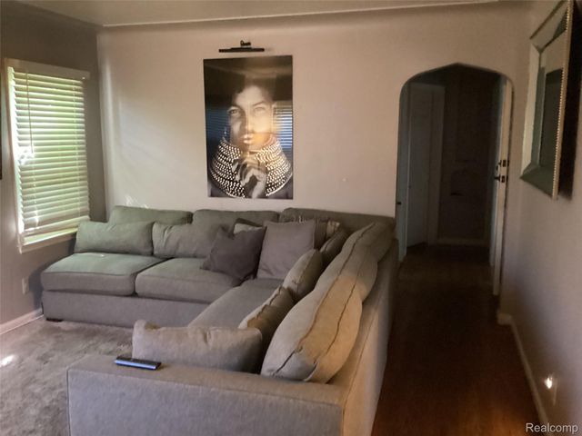 17563 S Mansfield Street, Detroit, MI 48235