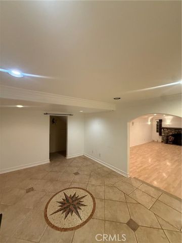 12536 Trail 06, Sylmar (los Angeles), CA 91342