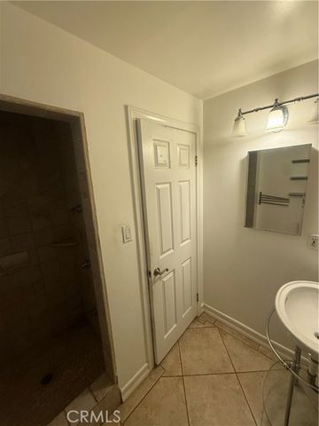 12536 Trail 06, Sylmar (los Angeles), CA 91342