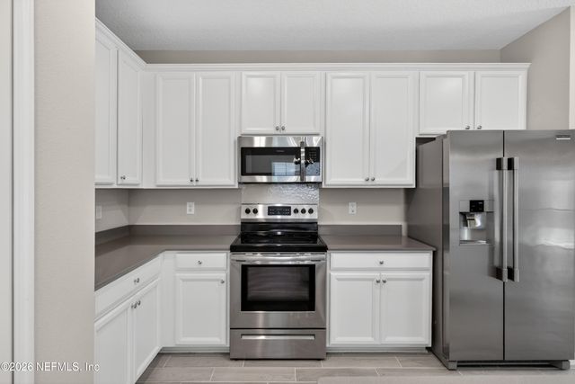 1687 POTTSBURG POINT Drive, Jacksonville, FL 32207