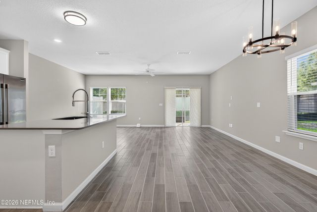 1687 POTTSBURG POINT Drive, Jacksonville, FL 32207