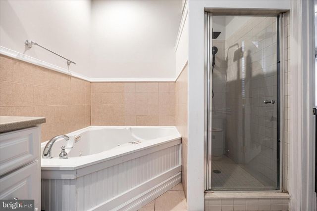 237-41 N BREAD ST #2, Philadelphia, PA 19106