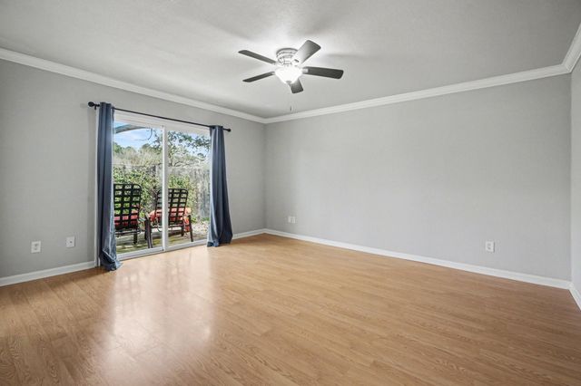 16607 Neumann Drive, Houston, TX 77058