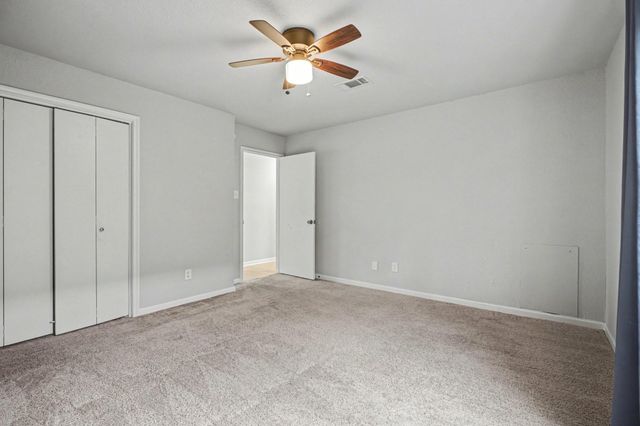 16607 Neumann Drive, Houston, TX 77058