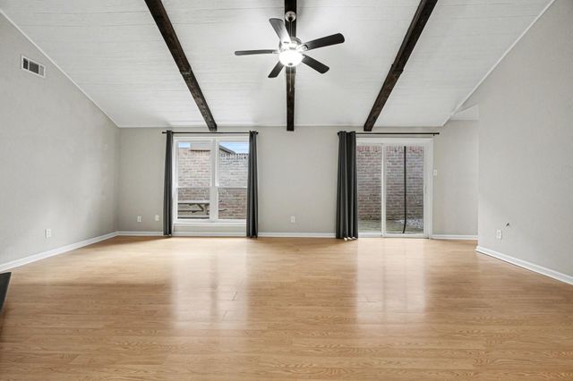 16607 Neumann Drive, Houston, TX 77058