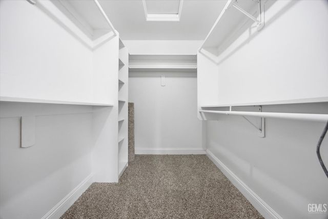 15709 Marty Avenue, Bakersfield, CA 93314