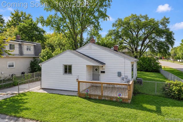 32004 Cheboygan Court, Westland, MI 48186
