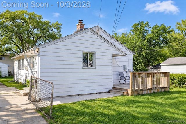 32004 Cheboygan Court, Westland, MI 48186