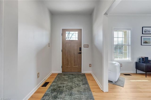 5541 Louis Sells Road, Kernersville, NC 27284