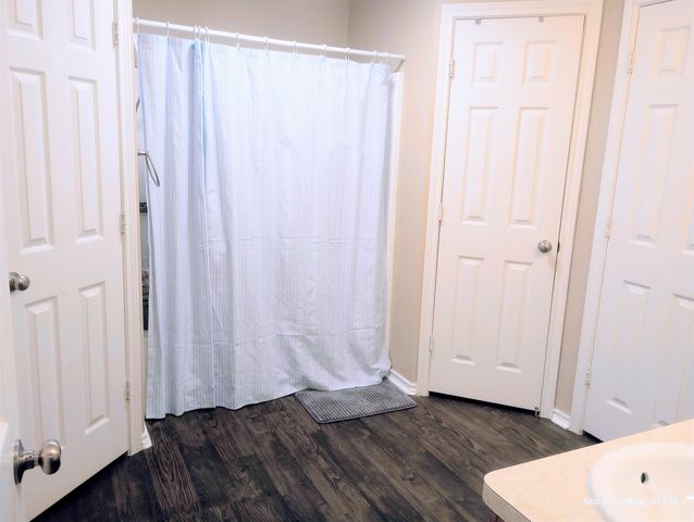 110 Peggy Ruth Dr, Longview, TX 75605