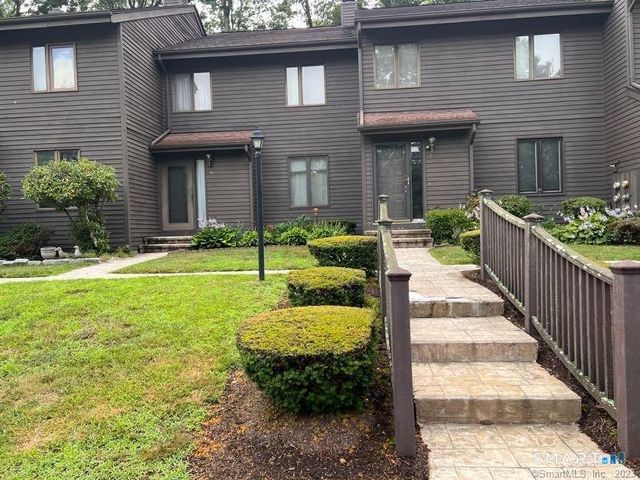 223 Flanders Road 8, East Lyme, CT 06357