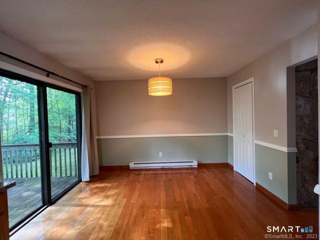223 Flanders Road 8, East Lyme, CT 06357