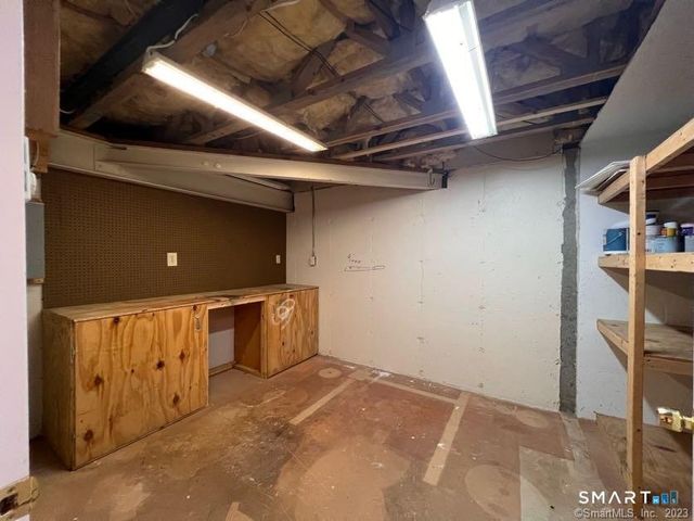 223 Flanders Road 8, East Lyme, CT 06357