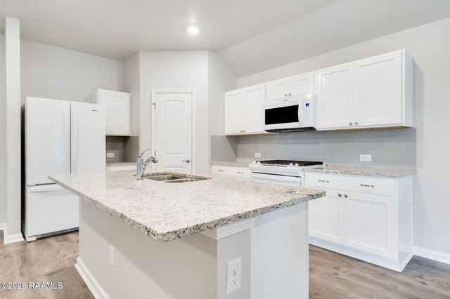 107 Northern Oak Drive, Lafayette, LA 70507