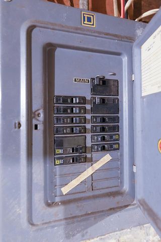 537 Gladstone Avenue, Elkhart, IN 46516