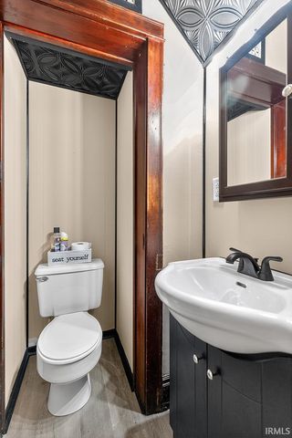 537 Gladstone Avenue, Elkhart, IN 46516