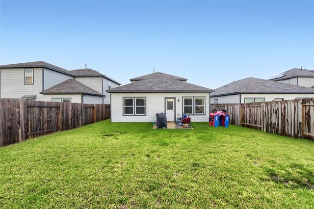 17343 King Eider Road, Waller, TX 77484