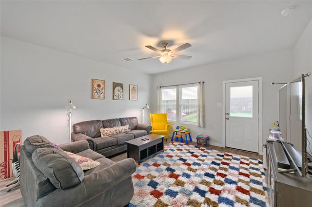17343 King Eider Road, Waller, TX 77484