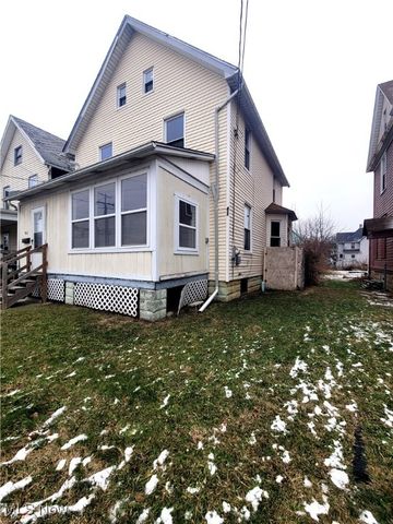 906 Harrison Avenue SW, Canton, OH 44706