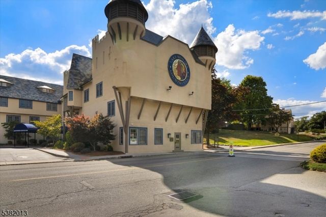 24 Holland Cir, Sparta Twp., NJ 07871