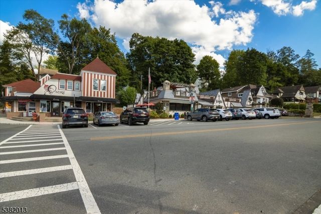 24 Holland Cir, Sparta Twp., NJ 07871