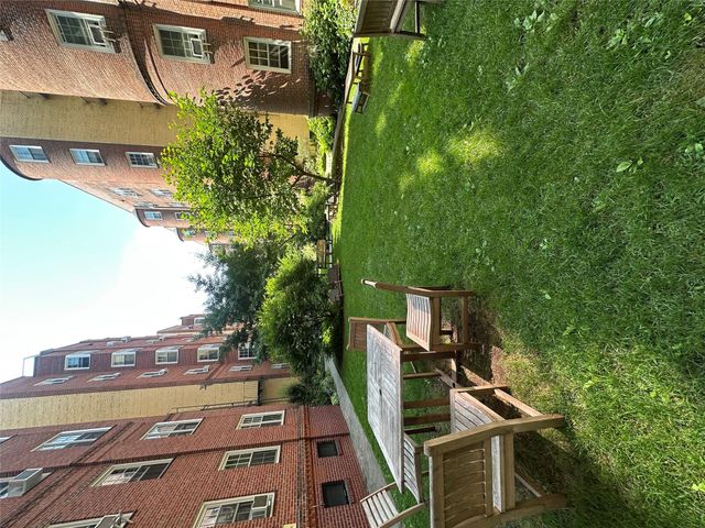 35-24 78th Street A67, Jackson Heights, NY 11372