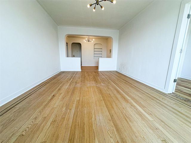 35-24 78th Street A67, Jackson Heights, NY 11372