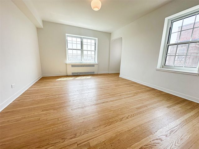 35-24 78th Street A67, Jackson Heights, NY 11372