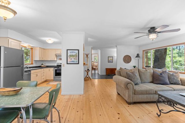 2336 Fairway Dr, Arnold, CA 95223