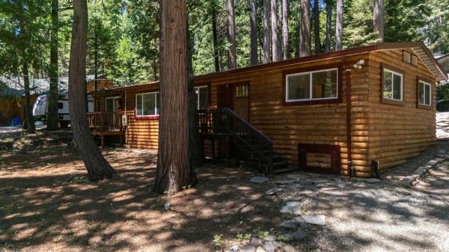 2336 Fairway Dr, Arnold, CA 95223