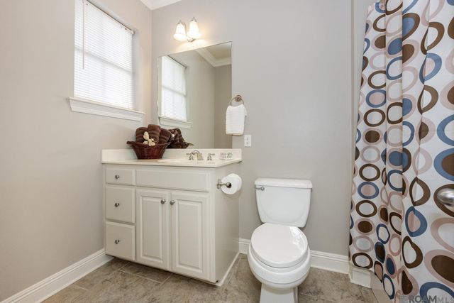 807 Spanish Oaks Dr, Brusly, LA 70719