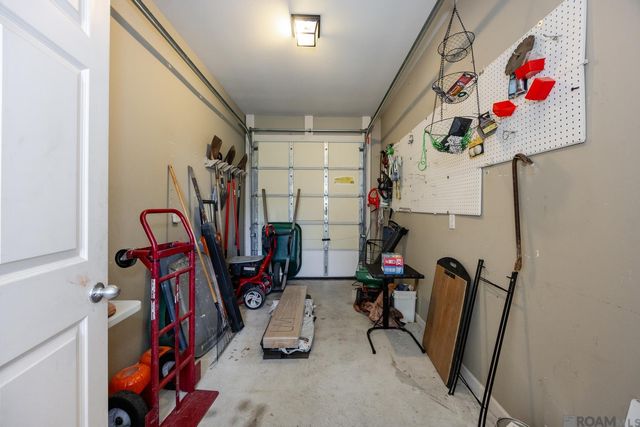807 Spanish Oaks Dr, Brusly, LA 70719