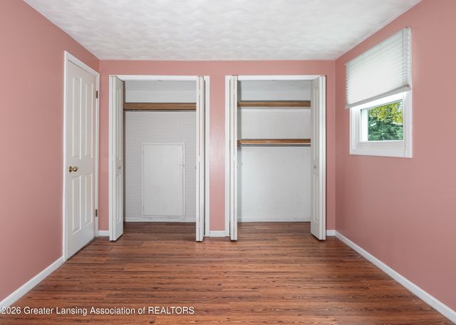 114 Kenway Drive, Lansing, MI 48917