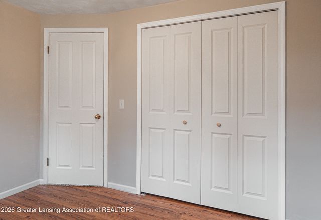 114 Kenway Drive, Lansing, MI 48917