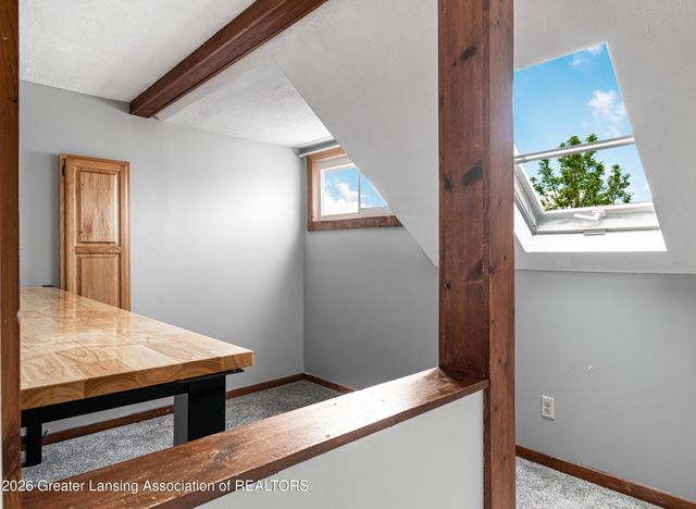 114 Kenway Drive, Lansing, MI 48917