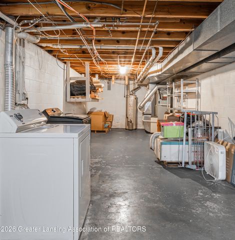 114 Kenway Drive, Lansing, MI 48917