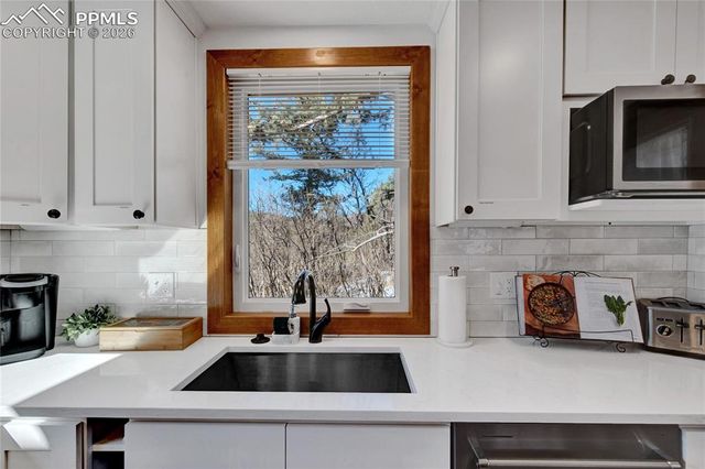 4580 Hagerman Avenue, Cascade, CO 80909