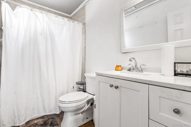 58 Artist Lake Drive, Middle Island, NY 11953