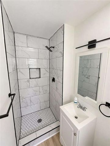 3565 Glenwood Road, Decatur, GA 30032