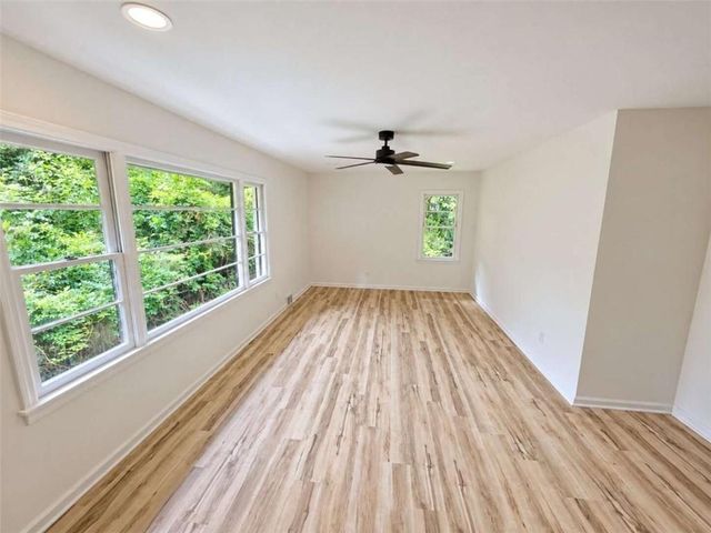 3565 Glenwood Road, Decatur, GA 30032