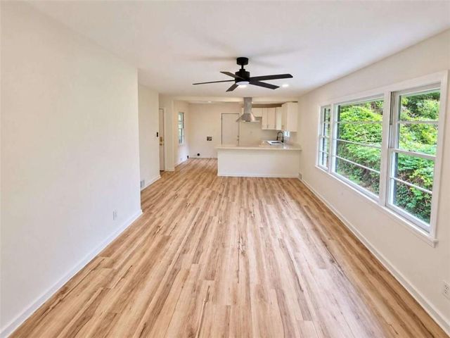 3565 Glenwood Road, Decatur, GA 30032