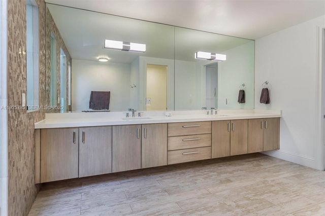 1962 SW 185th Ave, Miramar, FL 33029